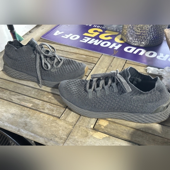 Nobull Gym Shoes - Picture 2 of 8